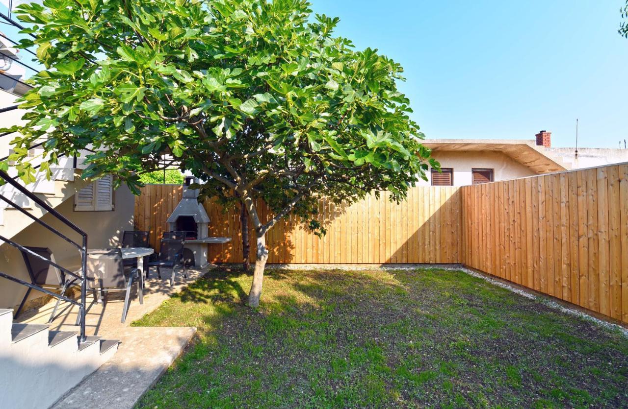 Apartmani Vinetan Бетина Экстерьер фото