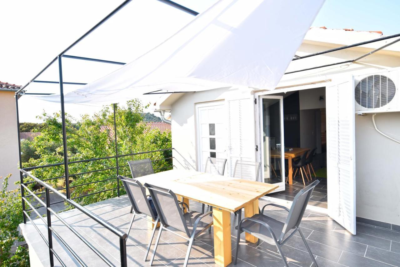Apartmani Vinetan Бетина Экстерьер фото