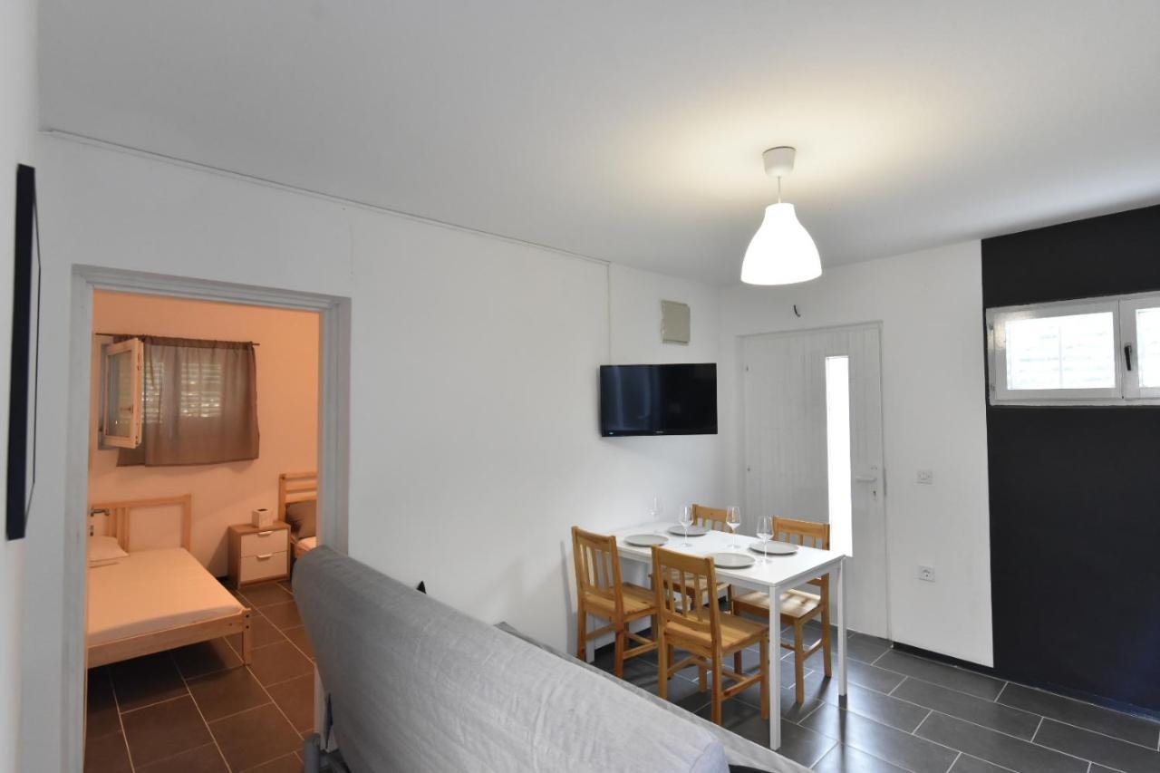 Apartmani Vinetan Бетина Экстерьер фото